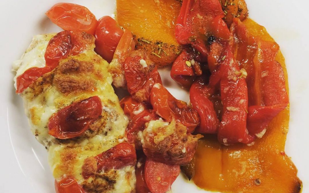 Poulet-Tomaten-Mozarella-Gratin