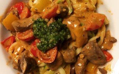 Zucchini-Nudeln mit Rindfleisch